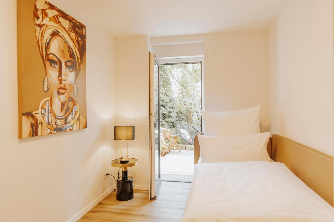 BlumenRaum - Ferienwohnung In Karlsruhe Extérieur photo